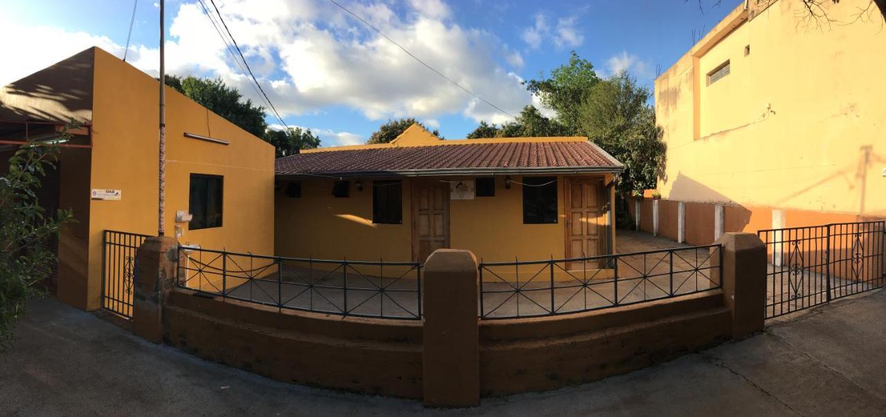 Hospedaje Encarnacion Bagian luar foto